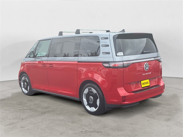 2025 Volkswagen ID. Buzz Pro Plus photo 4