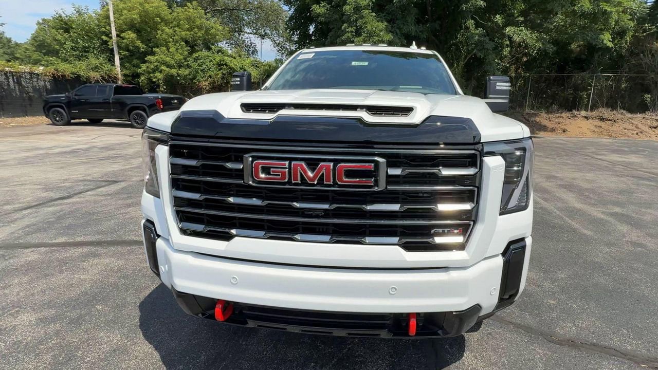 2025 Gmc Sierra 2500 HD AT4 photo 2