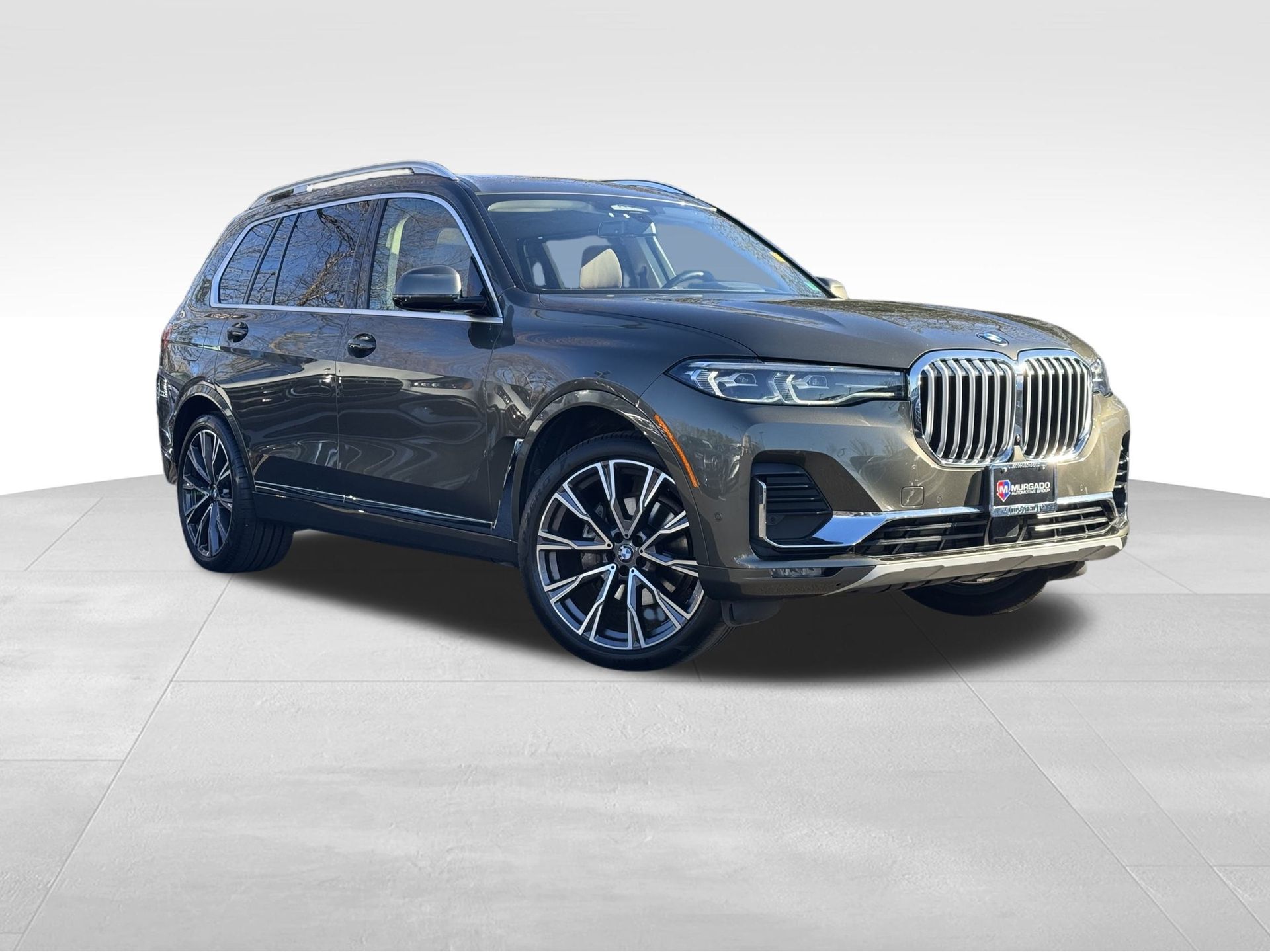 2022 BMW X7 40i's photo