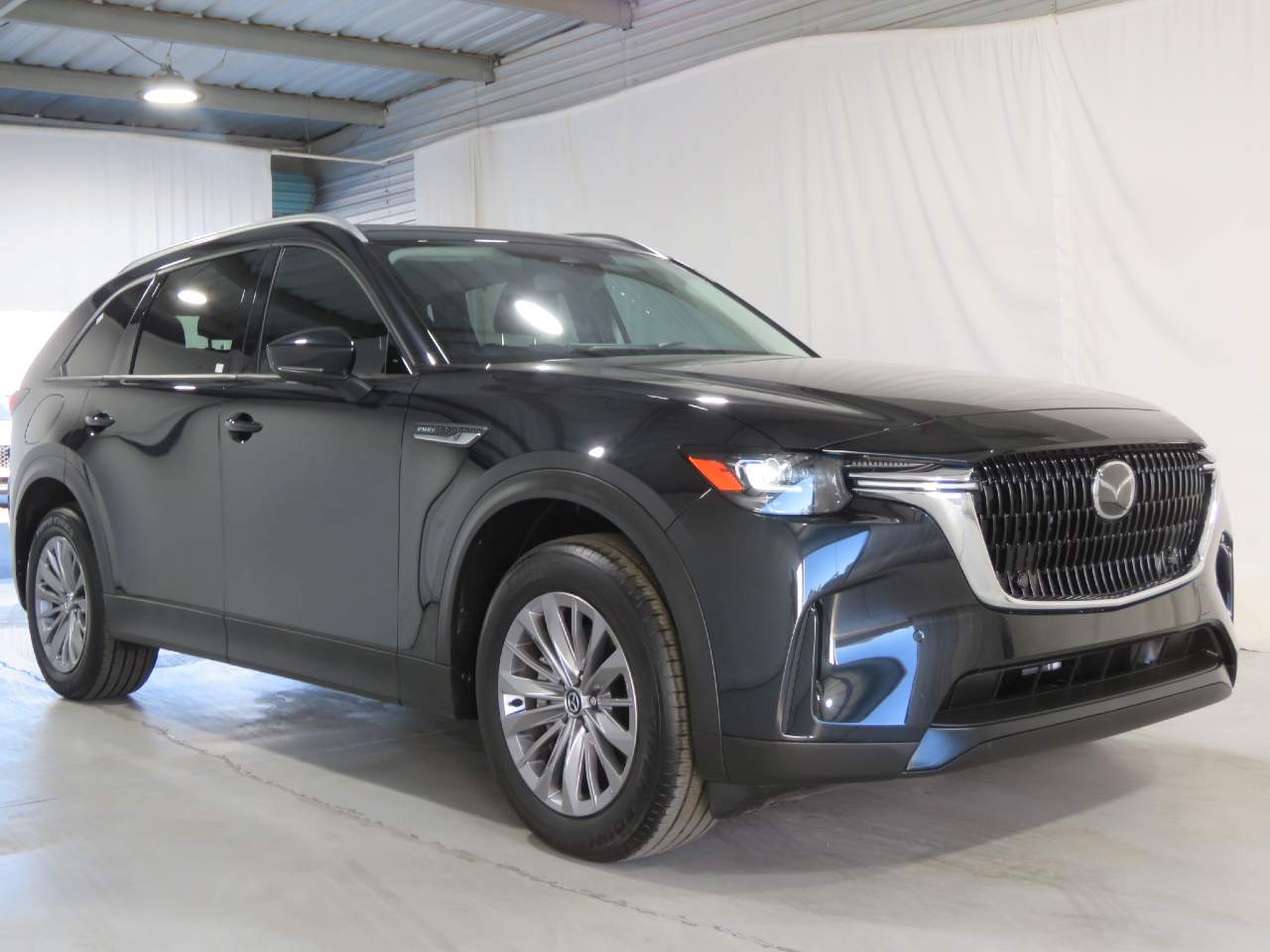 2025 Mazda CX-90 Plug-in Hybrid Preferred photo 3