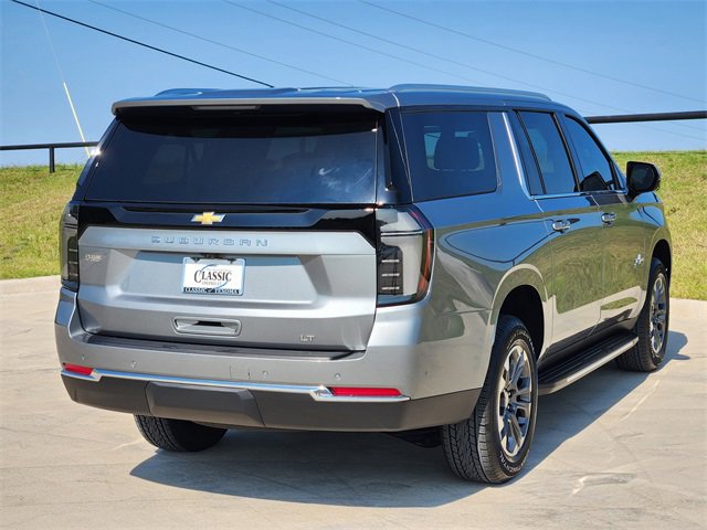 2026 Chevrolet Suburban LT photo 4