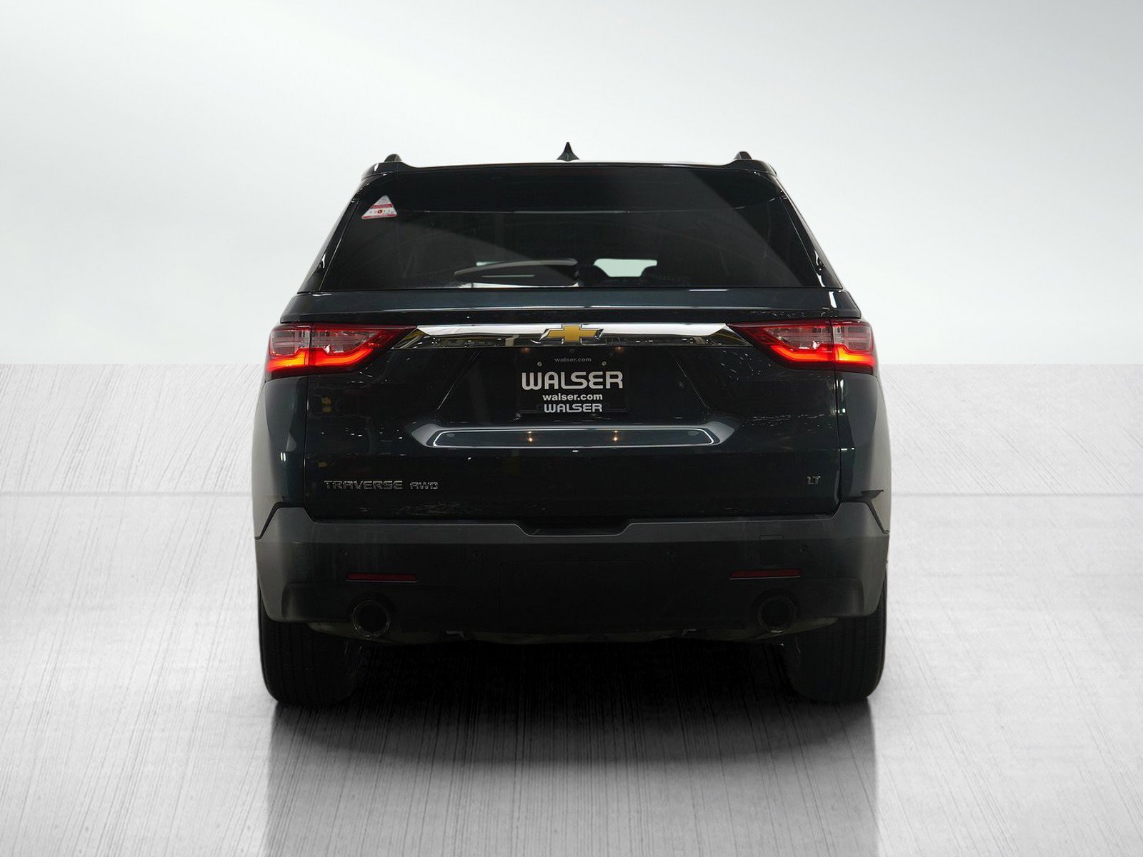 2020 Chevrolet Traverse Cloth photo 2