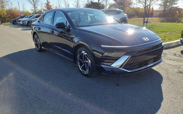 2026 Hyundai Sonata SEL Sport photo 4