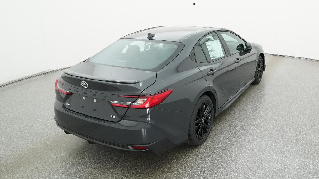 2025 Toyota Camry SE photo 18