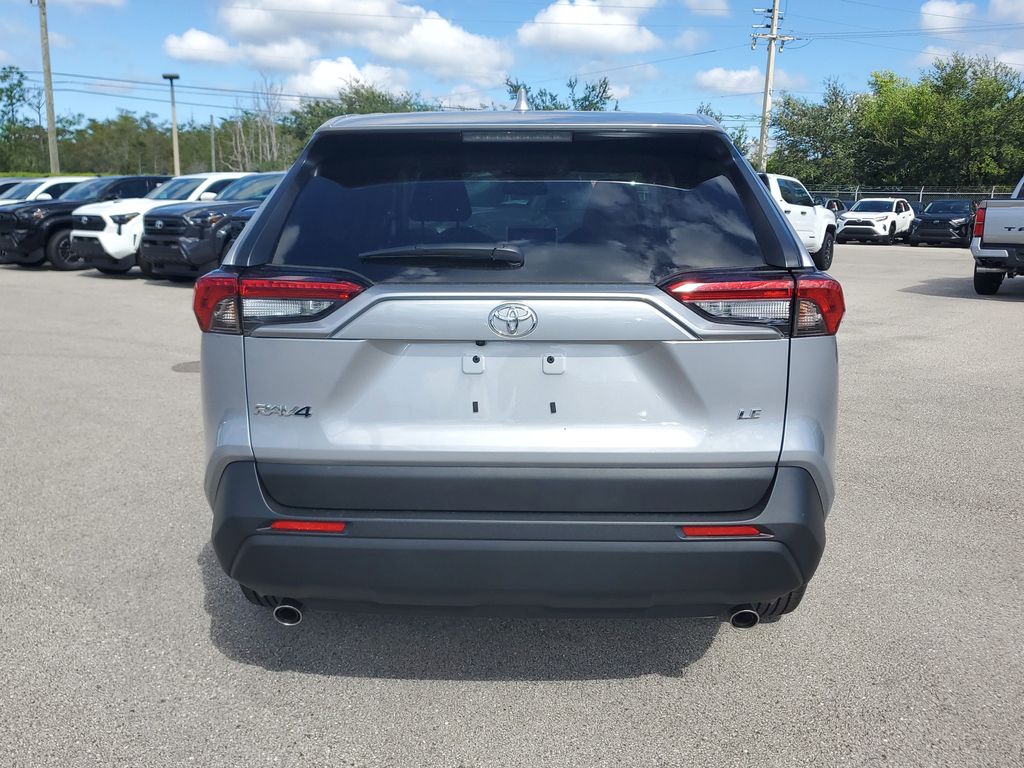 2025 Toyota RAV4 LE photo 6