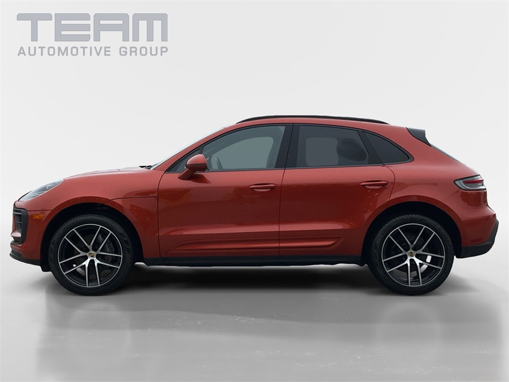2023 Porsche Macan Base photo 4