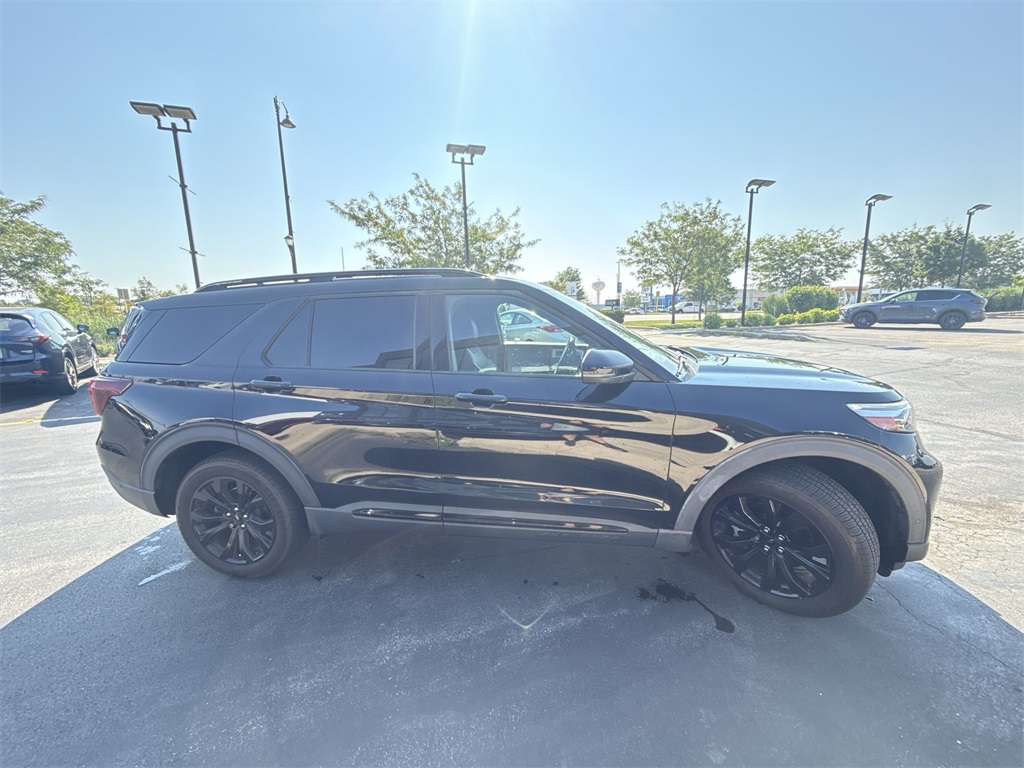2020 Ford Explorer ST photo 3