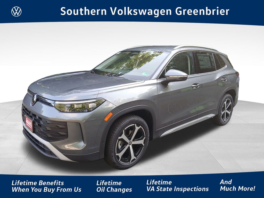 2025 Volkswagen Tiguan SE's photo