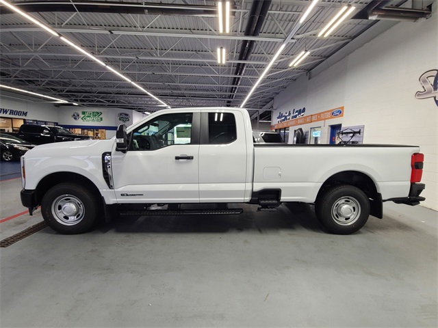 2024 Ford F-350 XL photo 7