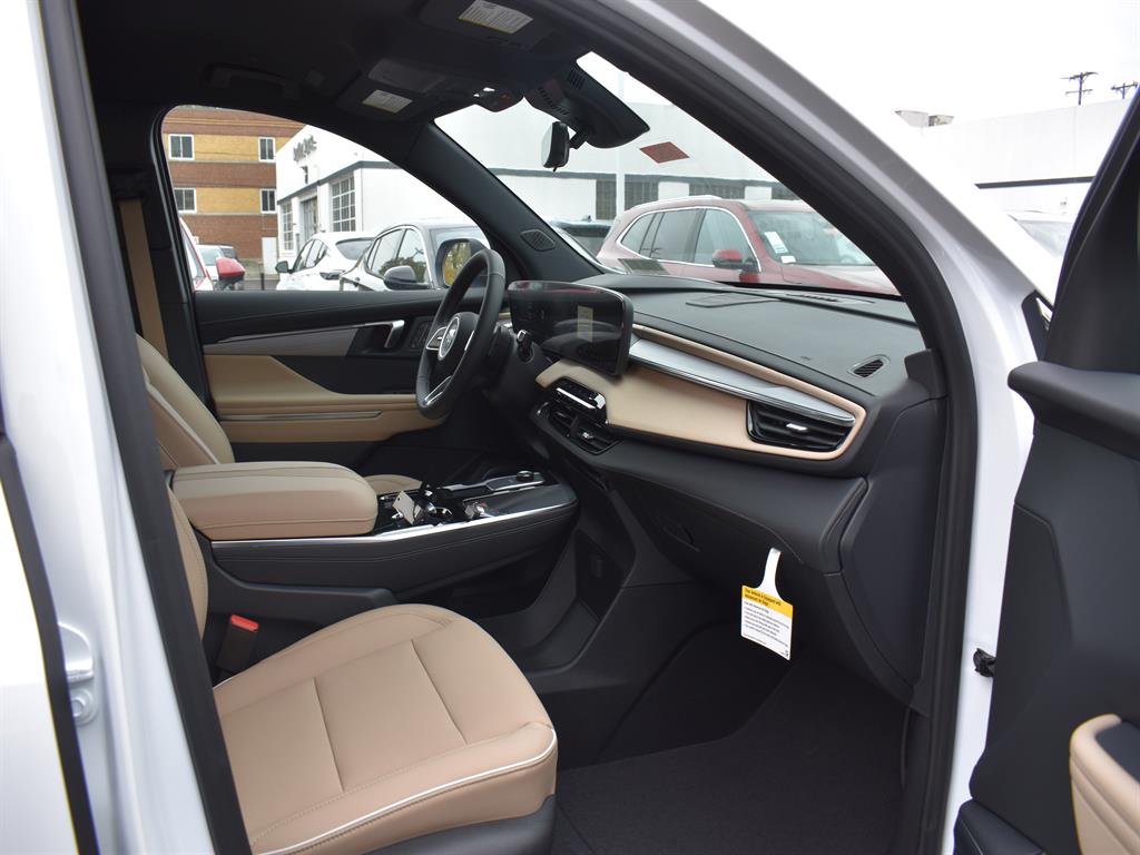 2026 Buick Enclave Preferred photo 4