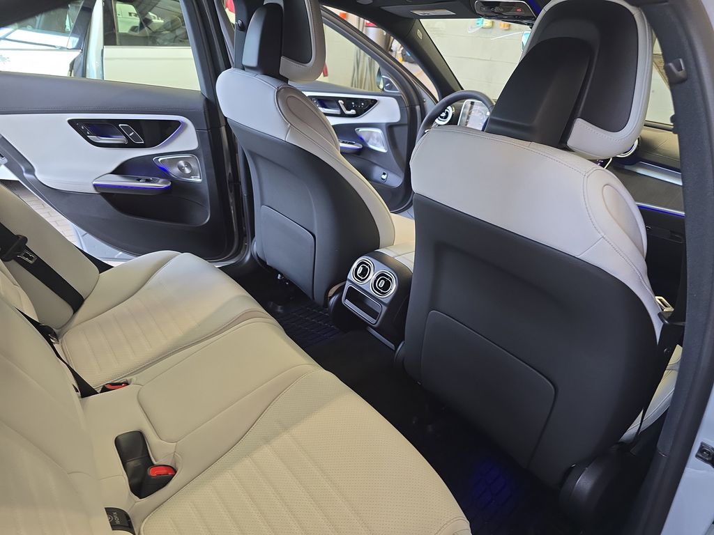 2025 Mercedes Benz C 300 photo 10