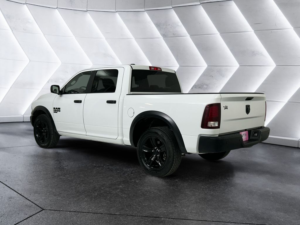 2024 Ram 1500 Classic Warlock photo 3