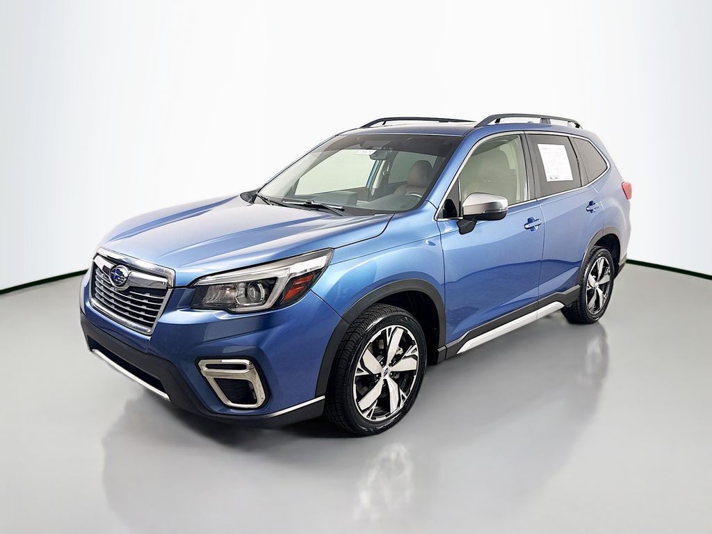 2020 Subaru Forester Touring photo 3