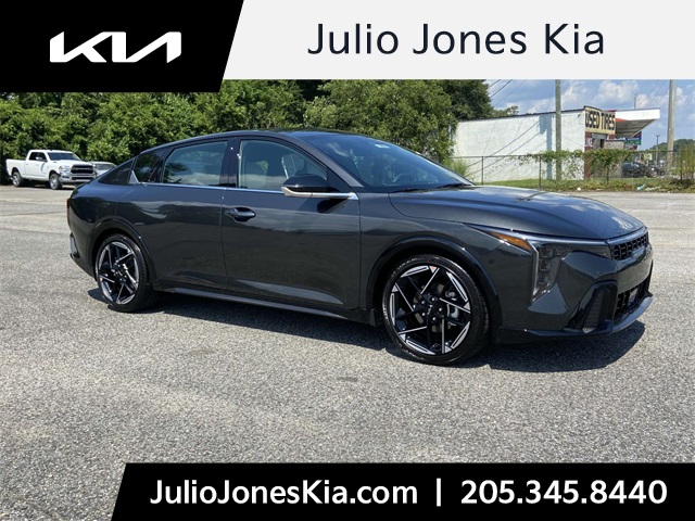 2025 Kia K4 GT-Line's photo