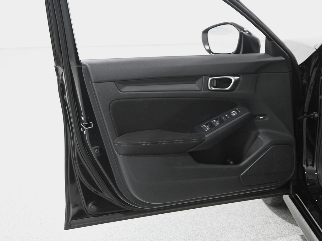 2023 Honda Civic Sport photo 4