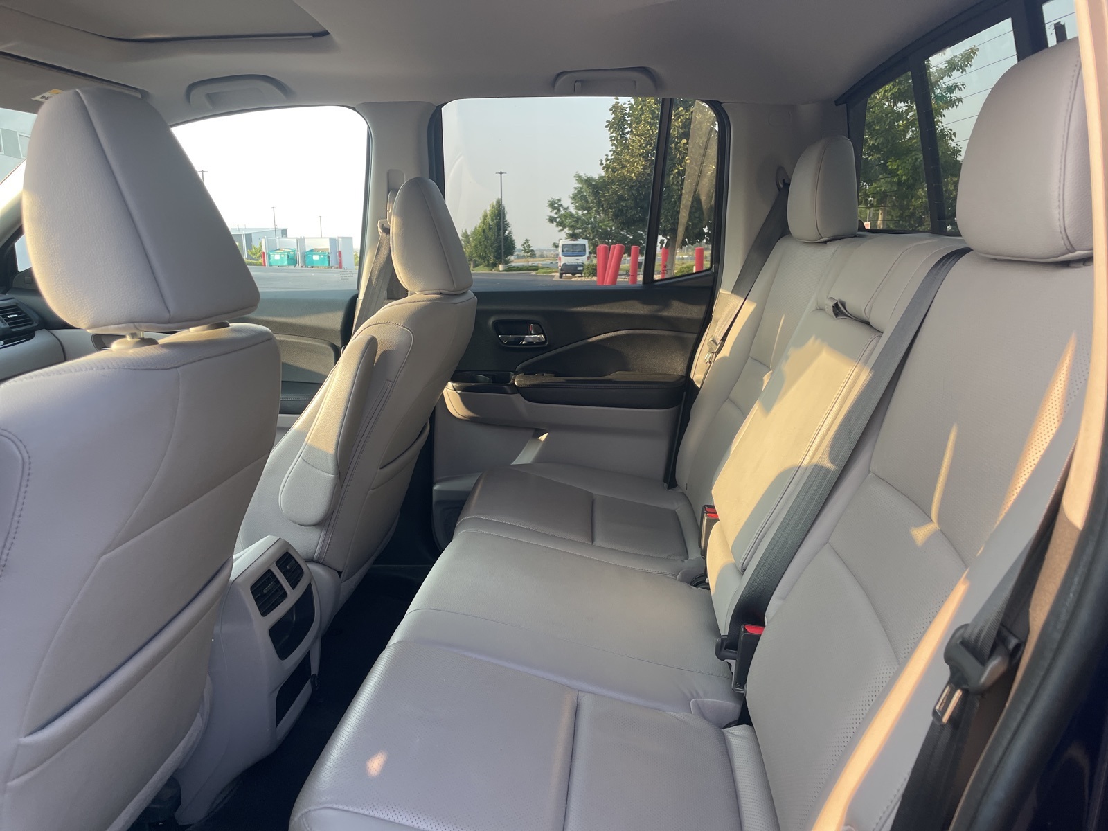 2017 Honda Ridgeline RTL-E photo 3