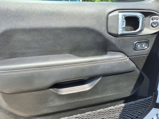 2022 Jeep Wrangler Unlimited Sahara 4xe photo 28