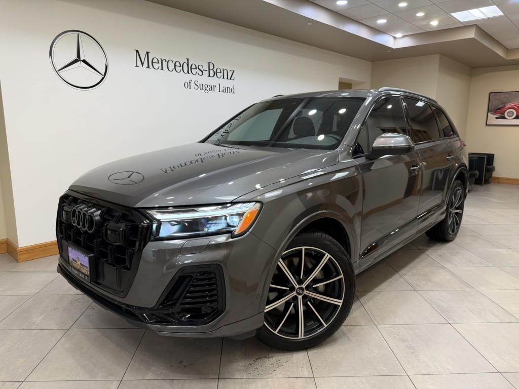 2025 Audi Q7 Premium Plus's photo