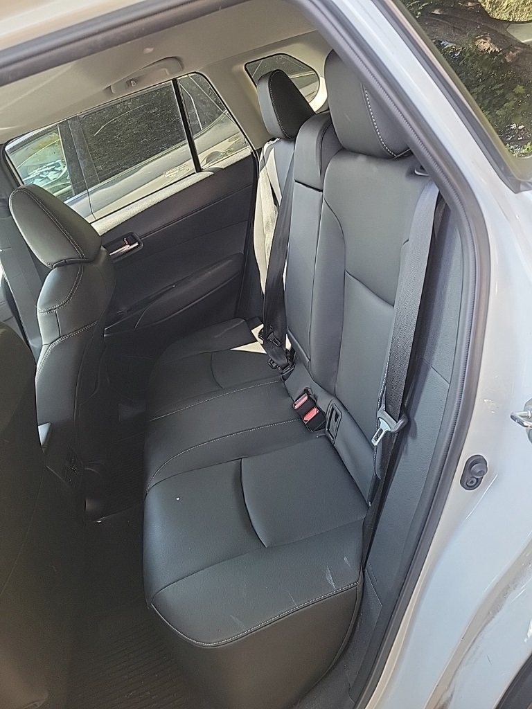 2022 Toyota Corolla Cross XLE photo 5