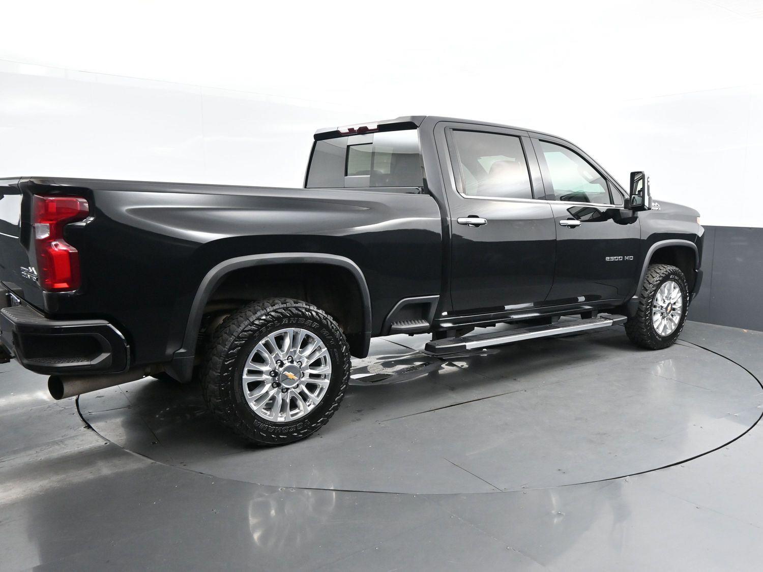 2023 Chevrolet Silverado 2500HD High Country photo 7