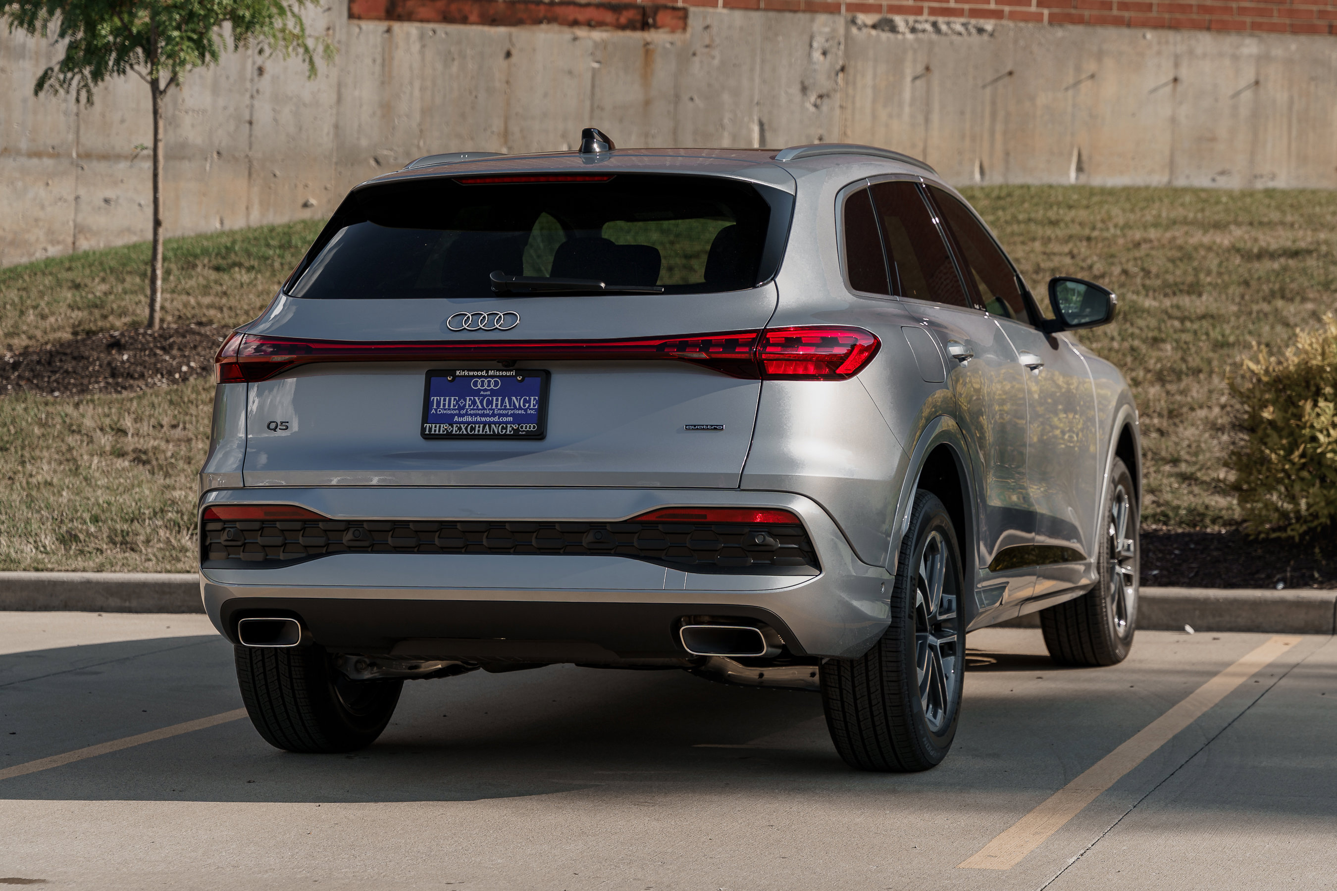 2025 Audi Q5 Premium photo 3