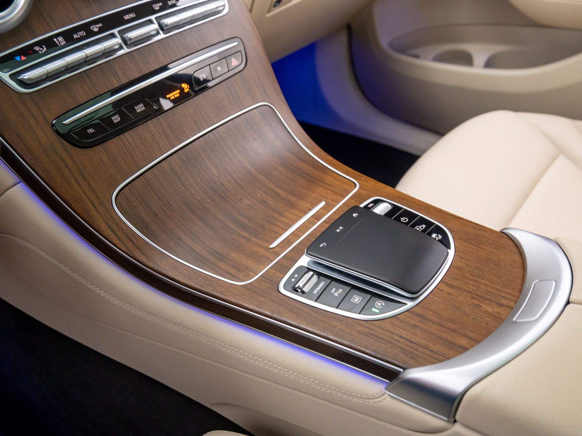 2020 Mercedes Benz GLC 300 4MATIC photo 11