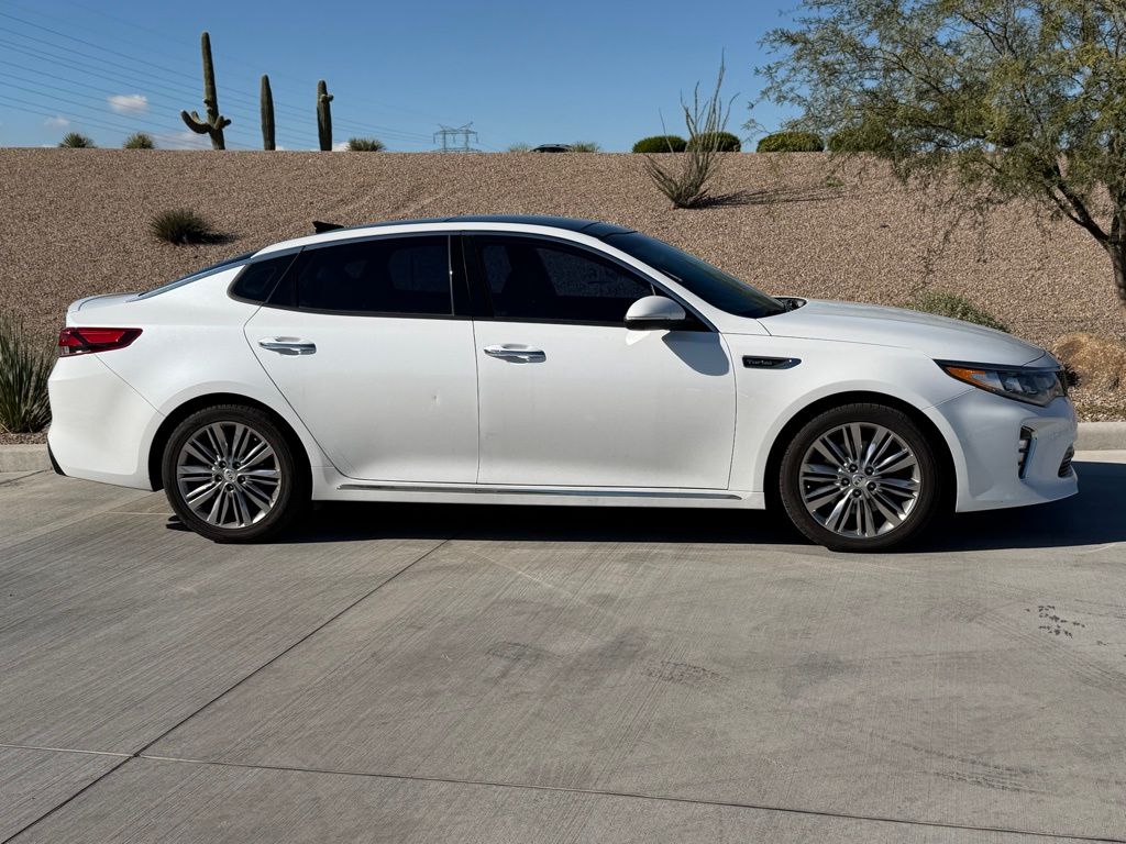 2018 Kia Optima SX Turbo photo 3