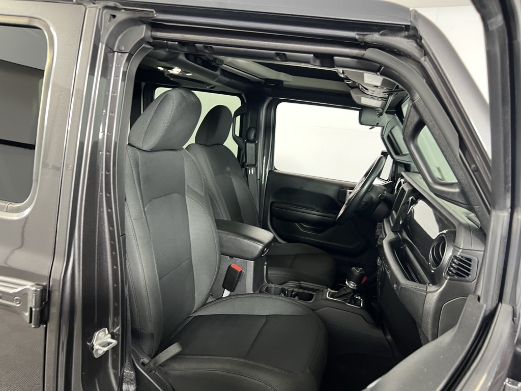 2021 Jeep Wrangler Unlimited Sport Altitude photo 27