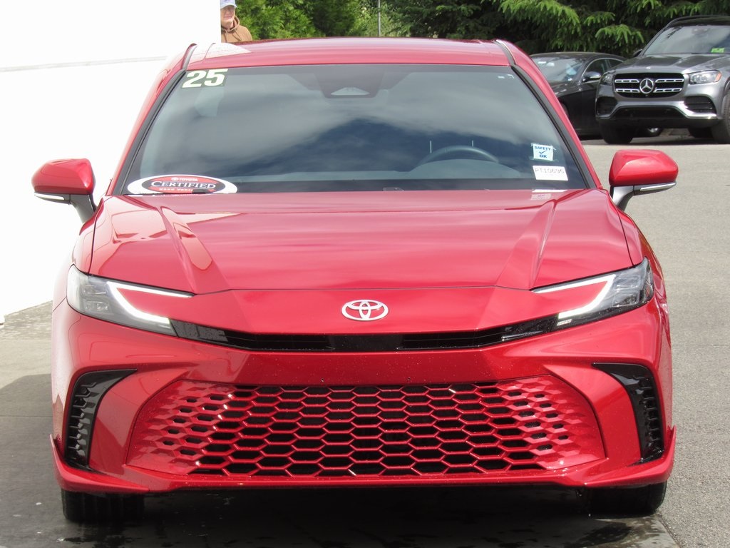 2025 Toyota Camry XSE photo 3