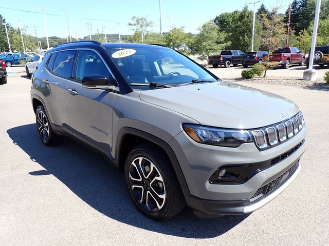 2022 Jeep Compass Limited photo 7