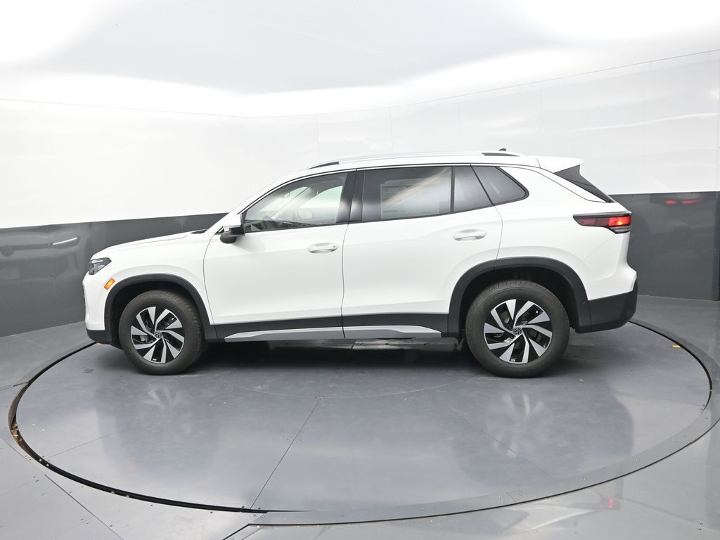 2026 Volkswagen Tiguan S photo 3