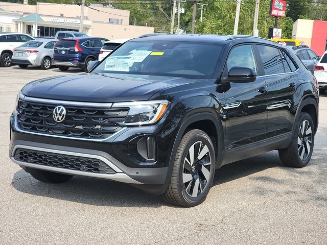 2026 Volkswagen Atlas Cross Sport SE Technology photo 8