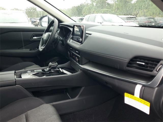 2026 Nissan Rogue SV photo 28