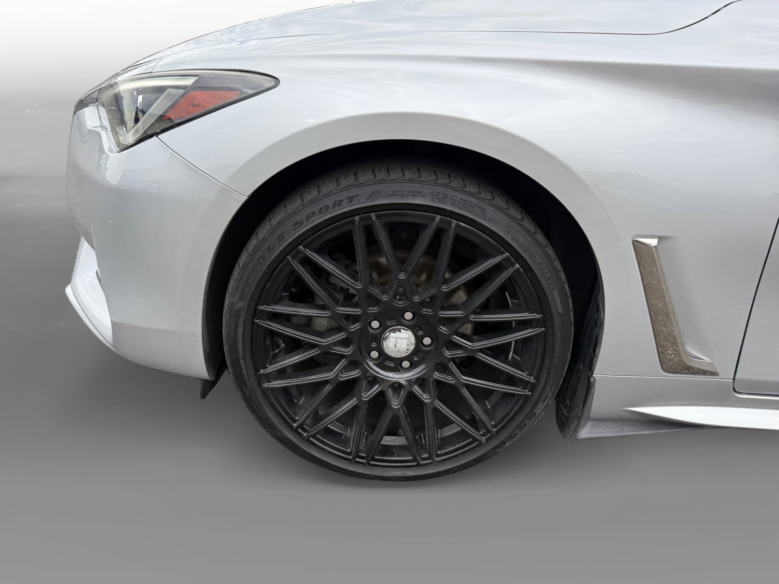 2017 Infiniti Q60 2.0t Base photo 9