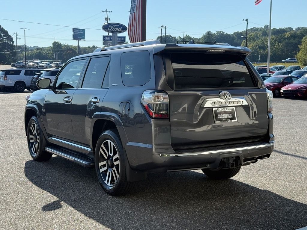 2018 Toyota 4Runner Limited photo 2