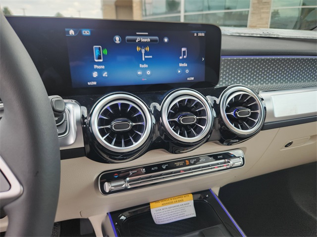 2026 Mercedes Benz GLB 250 4MATIC photo 18
