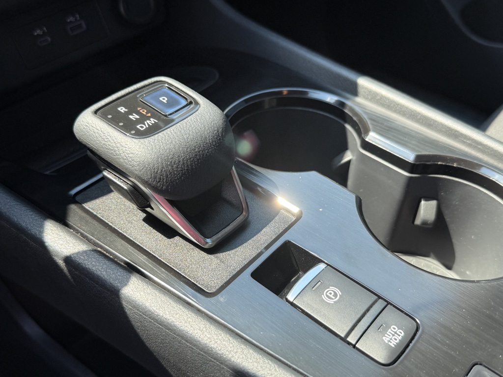 2021 Nissan Rogue SV photo 12