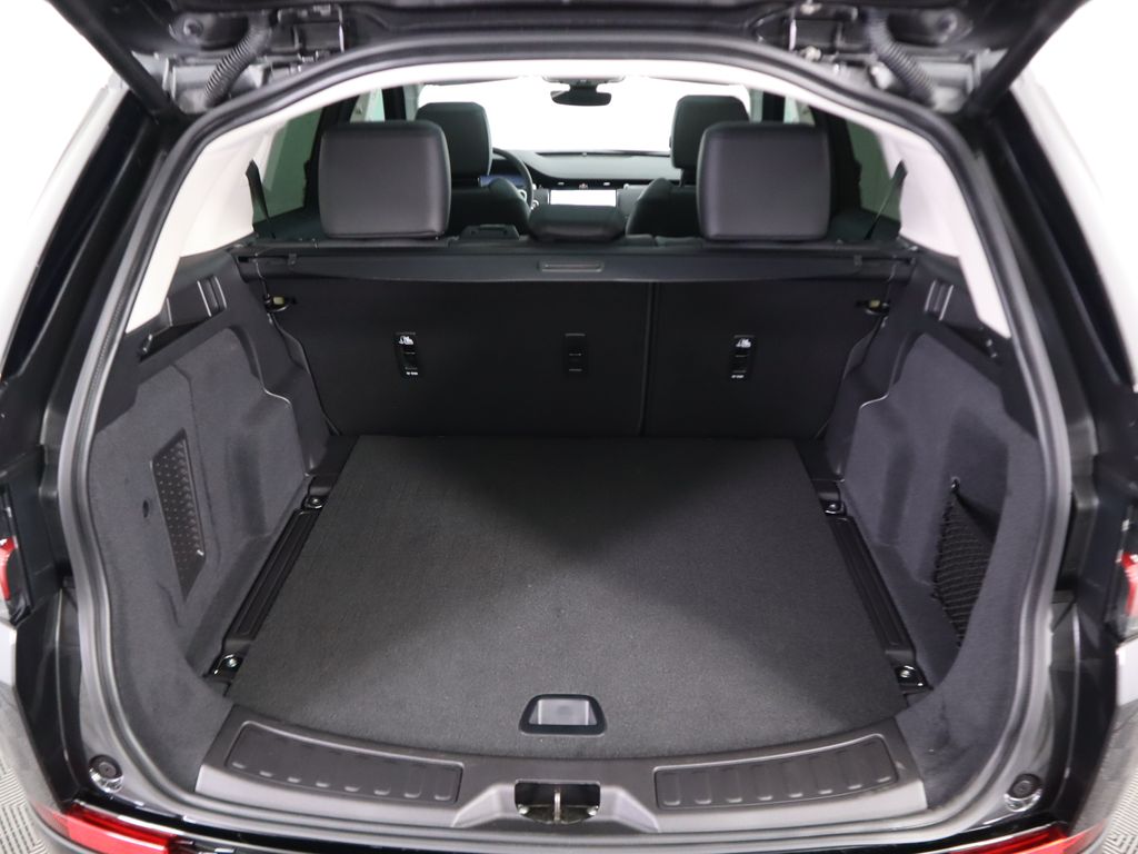 2025 Land Rover Discovery Sport S photo 26