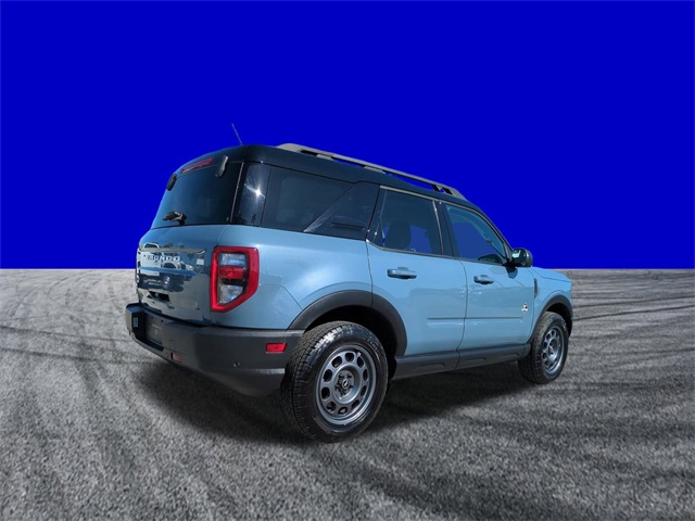 2024 Ford Bronco Sport Outer Banks photo 2