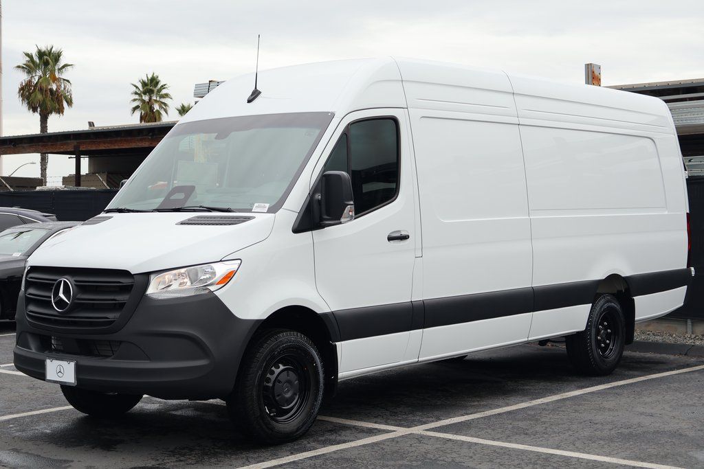 2026 Mercedes-Benz Sprinter Cargo Van Base's photo