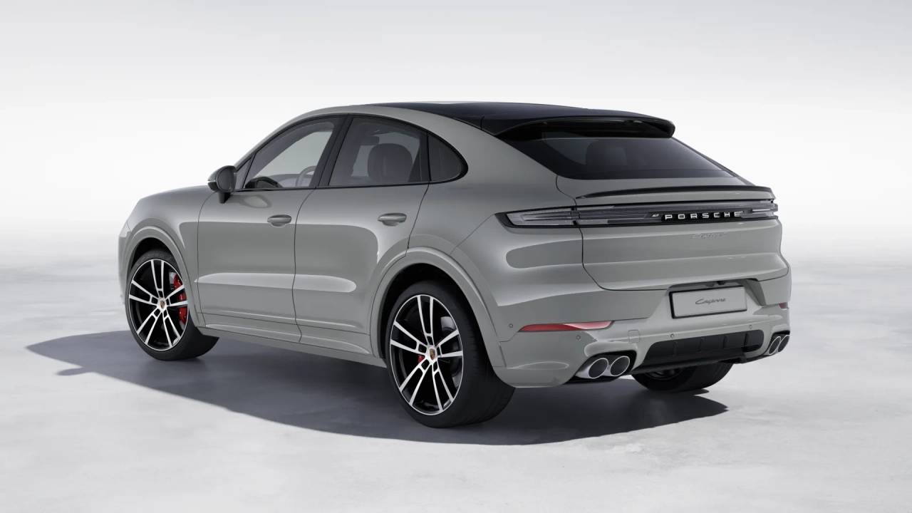 2026 Porsche Cayenne S Coupe photo 3