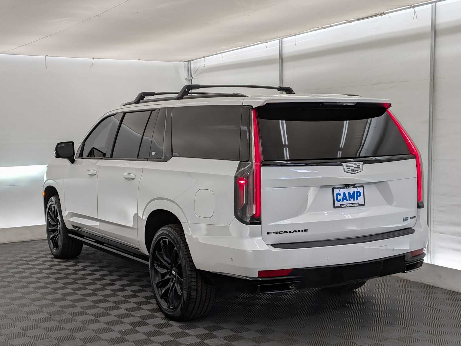 2022 Cadillac Escalade ESV Sport Platinum photo 3