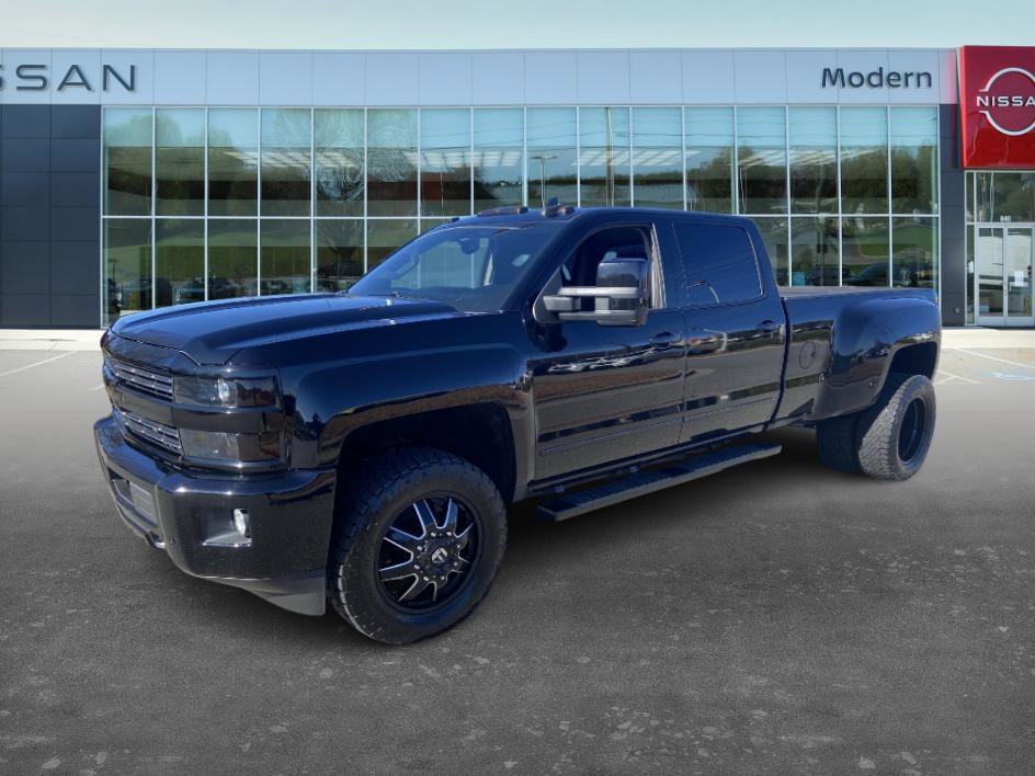 2016 Chevrolet Silverado HD LTZ's photo