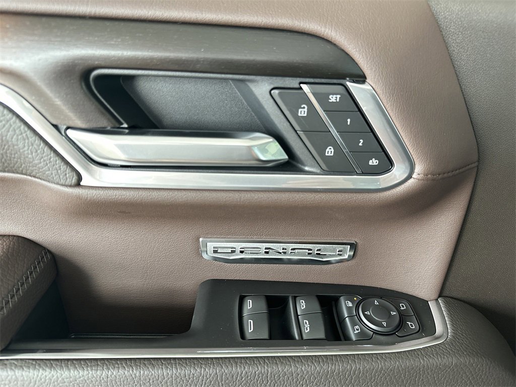 2026 Gmc Sierra 1500 Denali photo 11