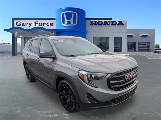 2021 GMC Terrain SLE's photo