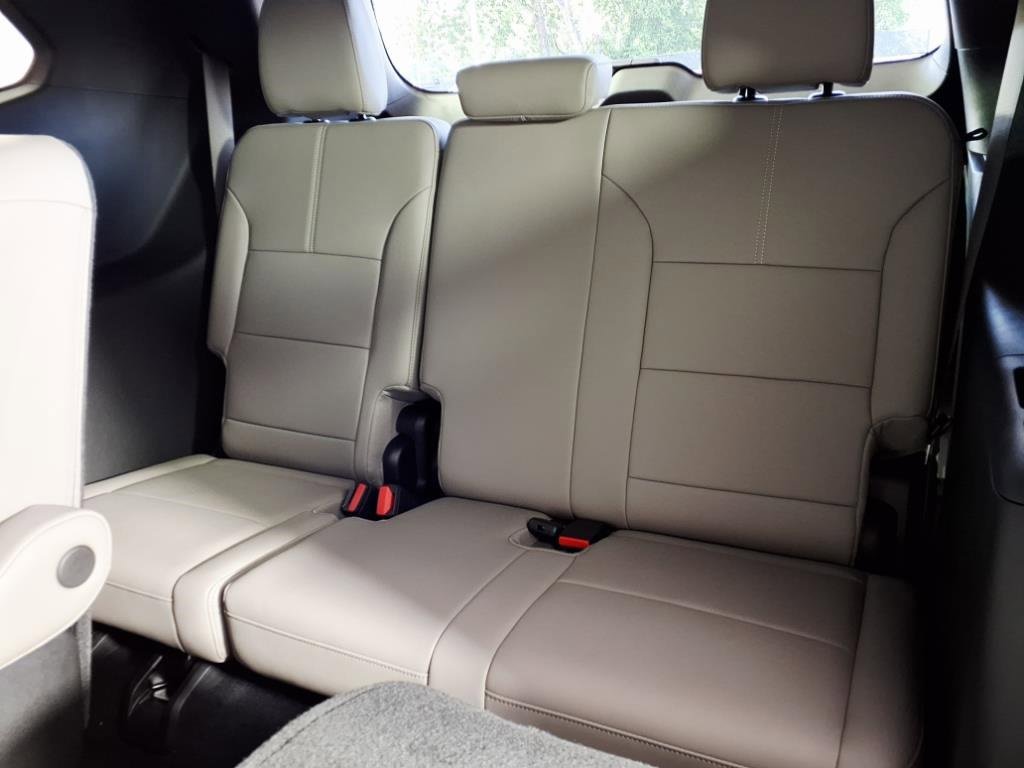 2026 Gmc Acadia Elevation photo 13