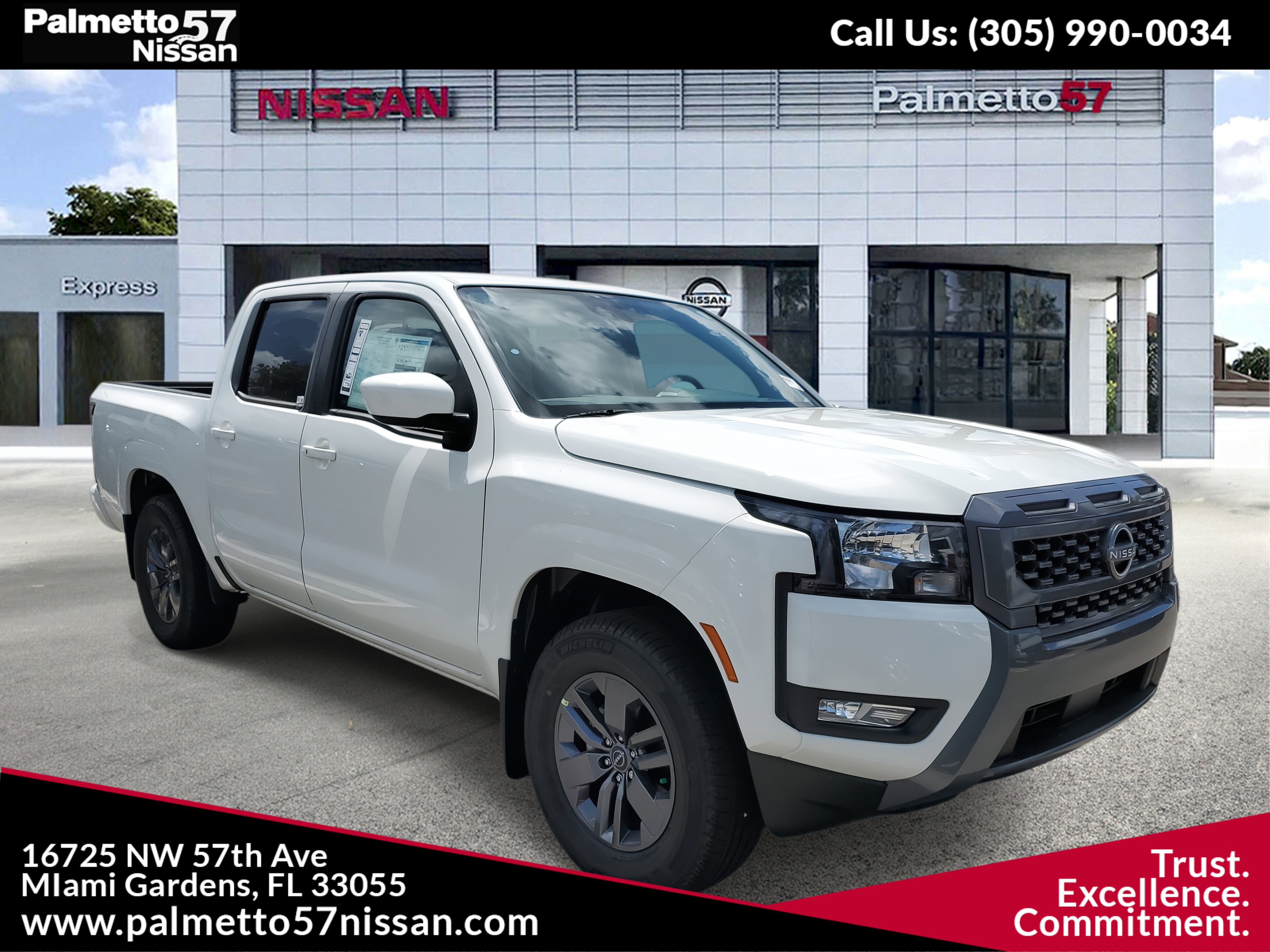 2025 Nissan Frontier SV's photo