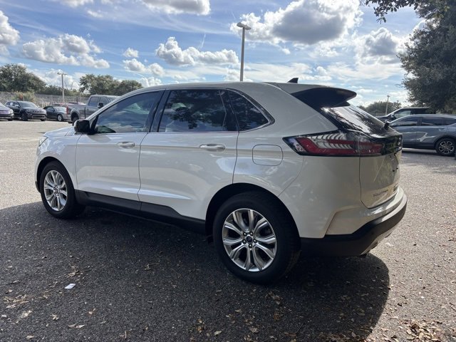 2022 Ford Edge Titanium photo 4