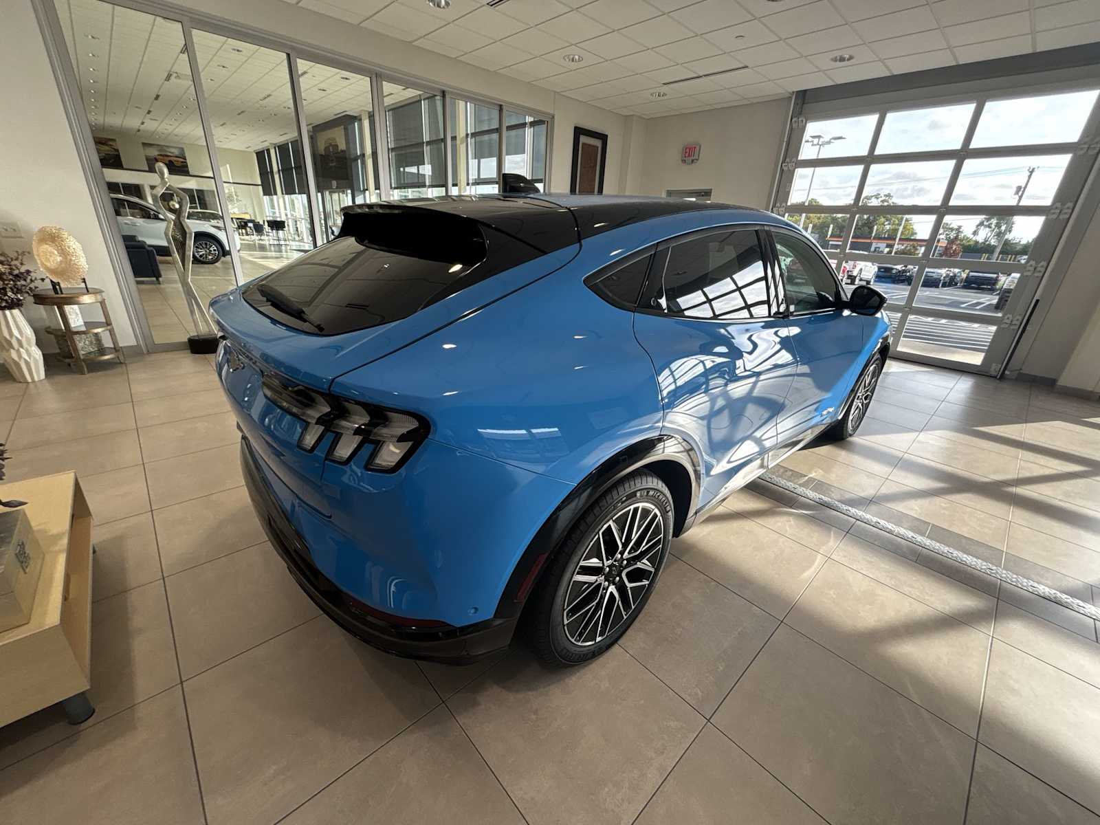 2024 Ford Mustang Mach-E Premium photo 3