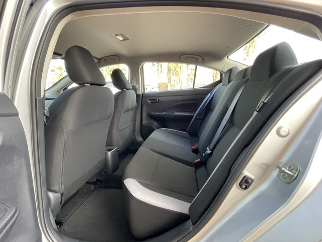 2025 Nissan Versa 1.6 S photo 25